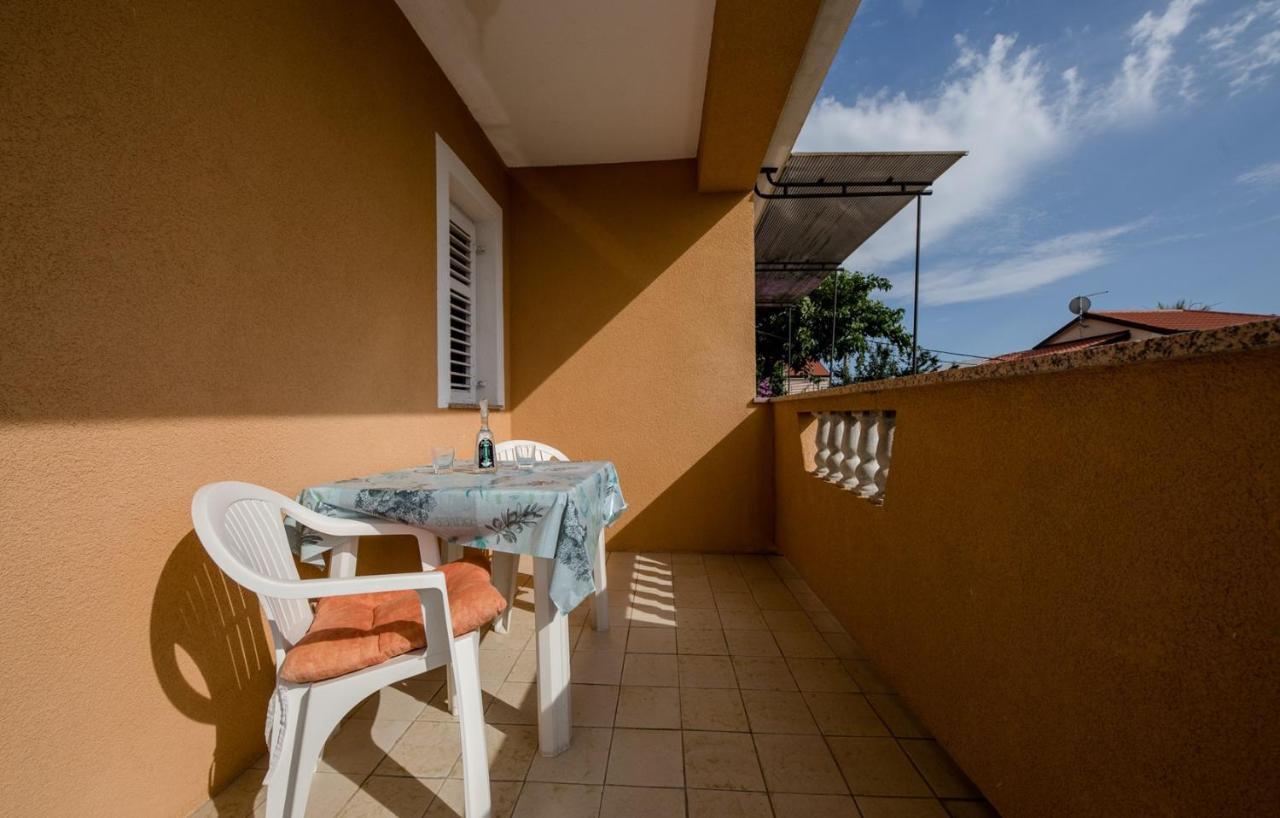 Apartments Makaus Supetarska Draga Exterior foto